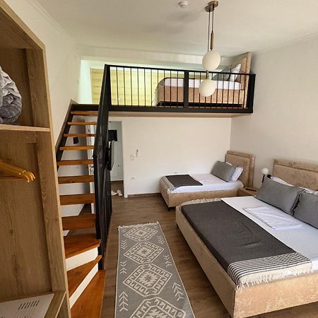 Salillari Guest House 培拉特 外观 照片
