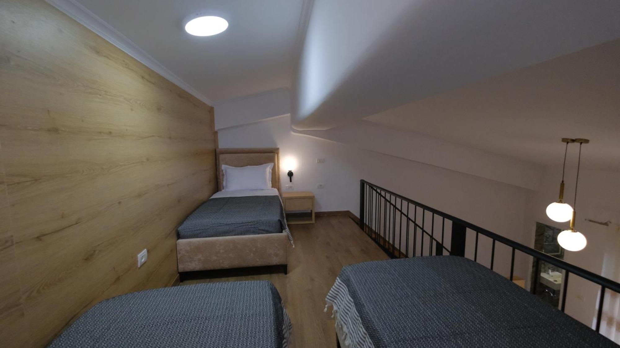 Salillari Guest House 培拉特 外观 照片