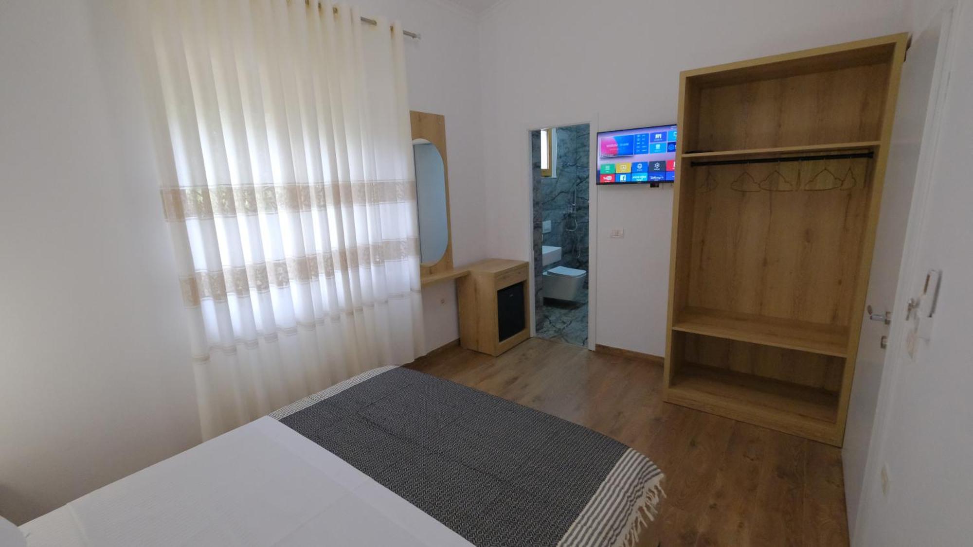 Salillari Guest House 培拉特 外观 照片
