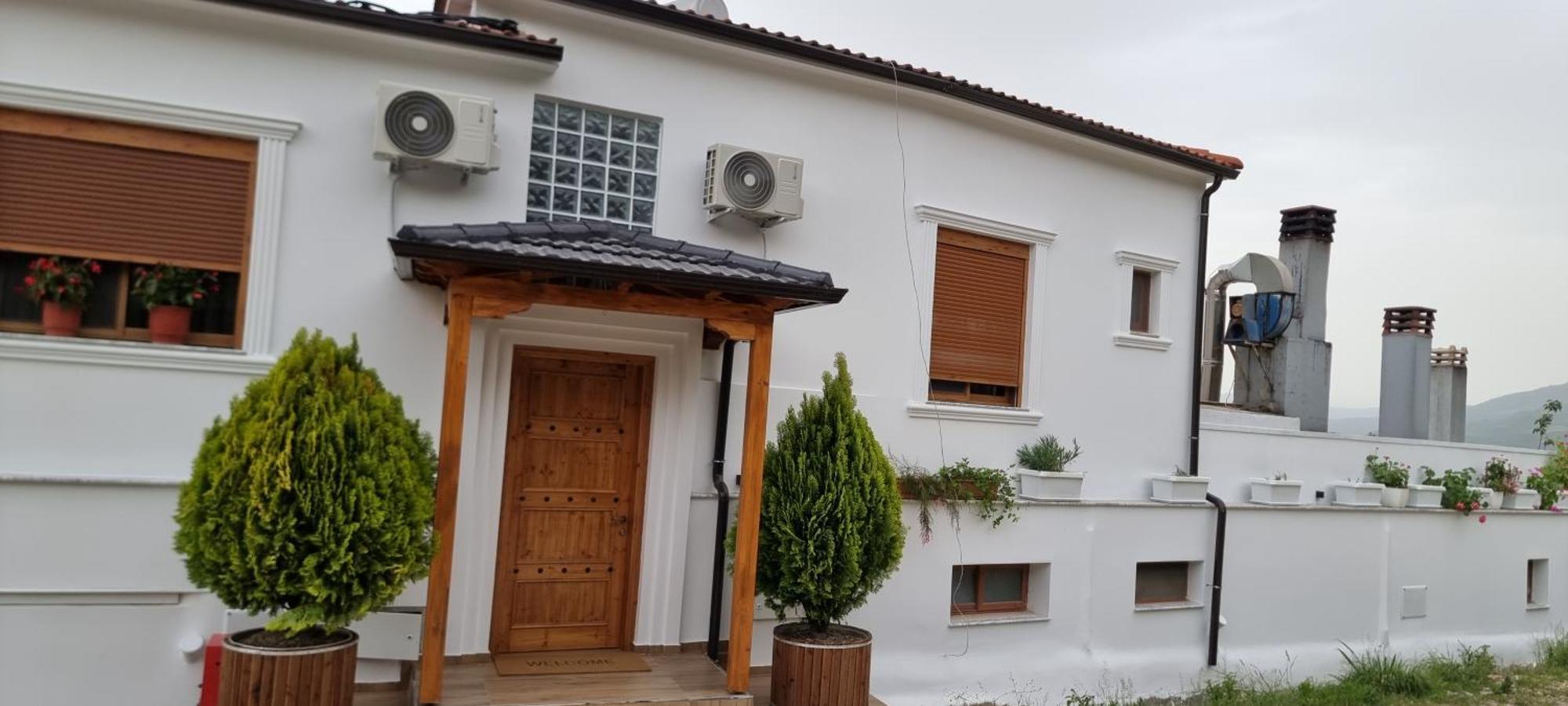 Salillari Guest House 培拉特 外观 照片