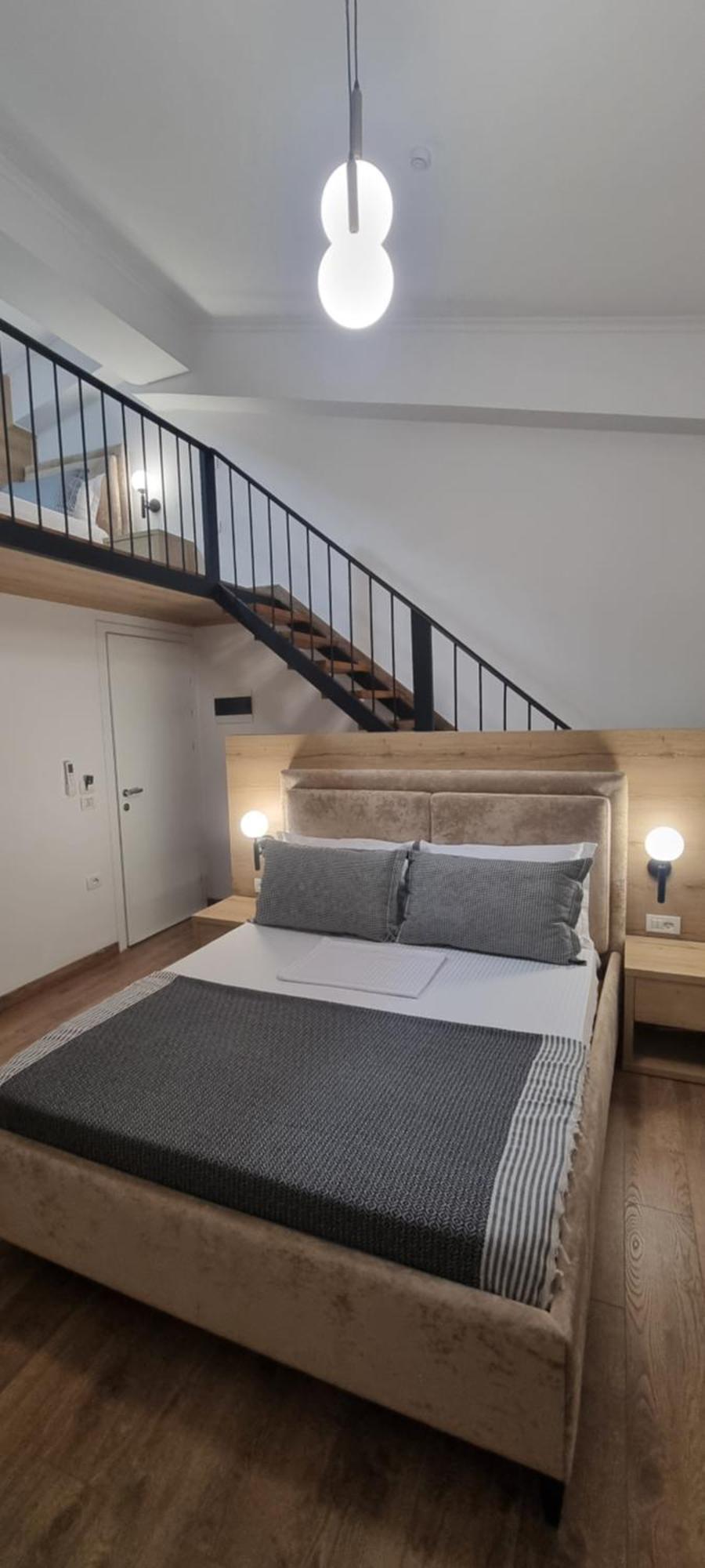 Salillari Guest House 培拉特 外观 照片