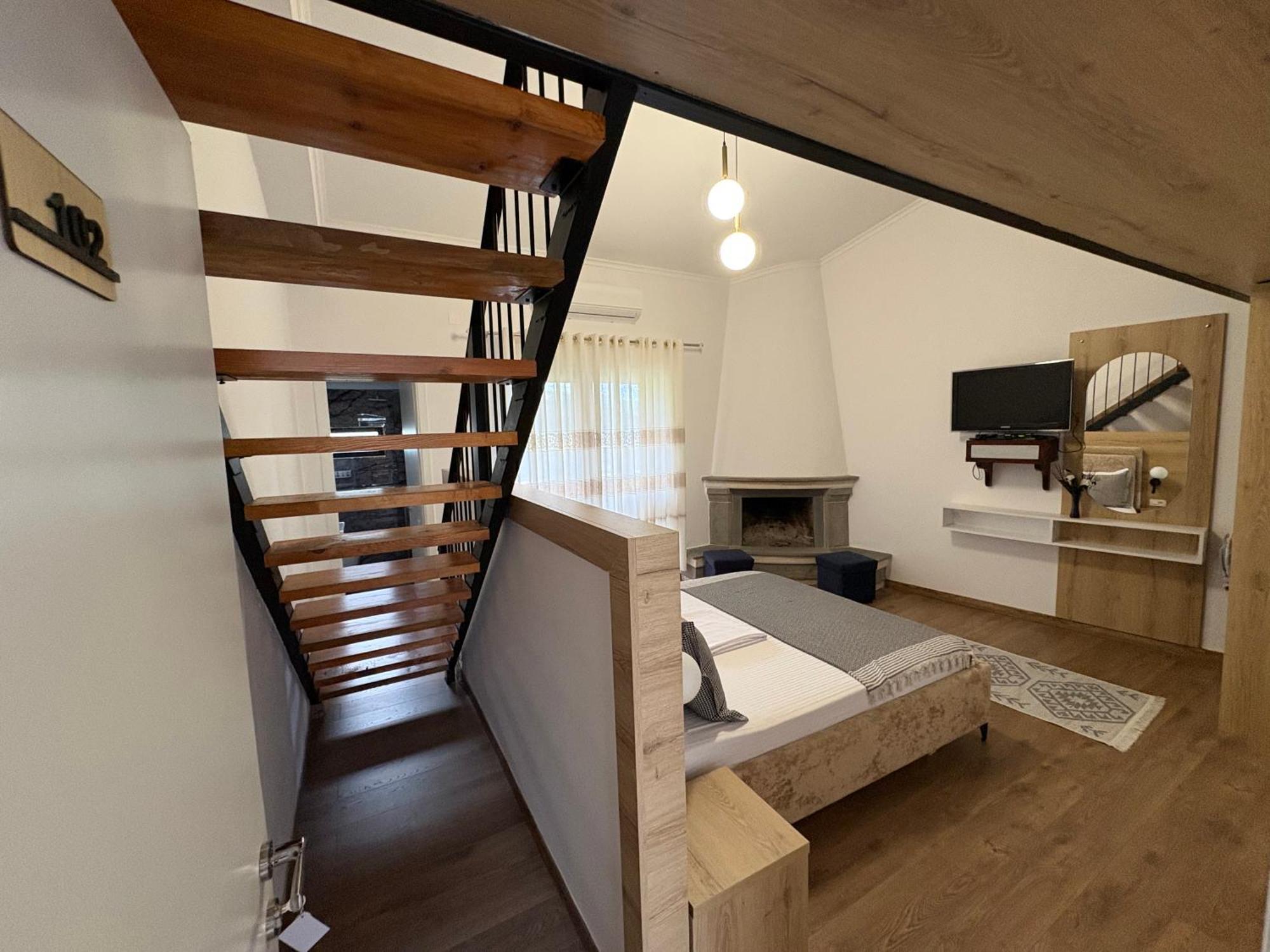 Salillari Guest House 培拉特 外观 照片