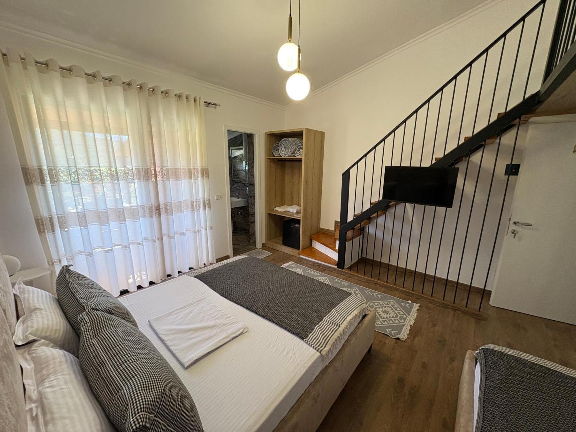 Salillari Guest House 培拉特 外观 照片